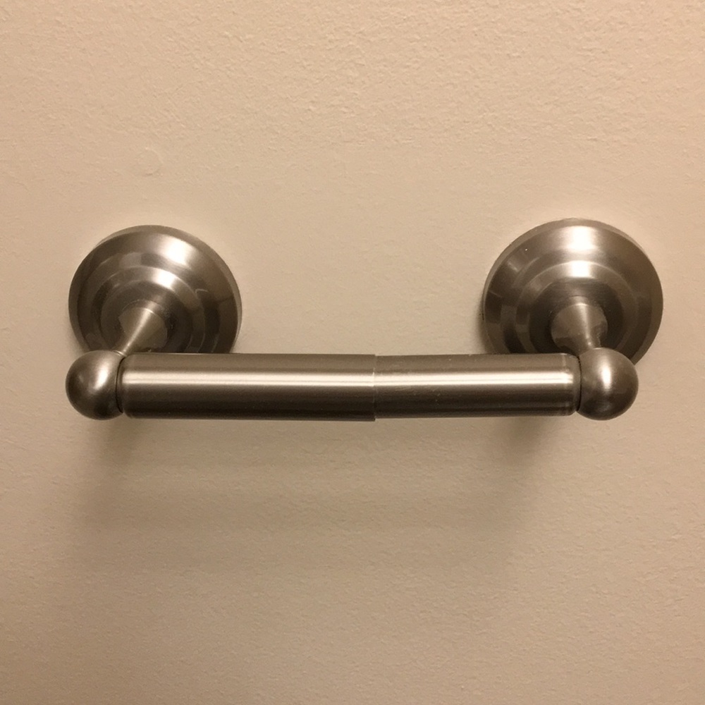 Bathroom hardware
